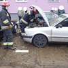 Kierowca audi wpadł w poślizg. Kolizja pięciu samochodów