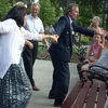 Seniorzy z klubu „Pogodny Uśmiech” świętowali w mławskim parku