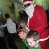 SZYDŁOWO: Mikołaj rozdawał prezenty dzieciom z Szydłówka 