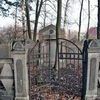 Mrągowo: resztki cmentarza ewangelickiego