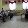 LIPOWIEC KOŚCIELNY: Mieszkańcy Łomi dyskutowali o decyzji radnych blokującej projekt przedszkolny 