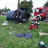 WIECZFNIA KOŚCIELNA: Wypadek na „siódemce” koło Kuklina. Kierowca i pasażerka w szpitalu