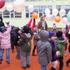 Nowy plac zabaw przy Szkole Podstawowej nr 7 w Mławie – już otwarty 
