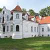 Wólka Golubska - odnowiony dwór z XIX wieku