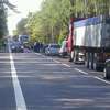 Wypadek na E7 w Strzegowie – motocyklista zderzył się z busem