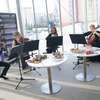 Ubieranie choinki w filharmonii