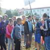 Młodzi pielgrzymi poszli do Rostkowa 