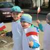 Marsz przedszkolaków z okazji Dnia Flagi