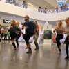 Flash Mob w Galerii Warmińskiej. FIT - Freak In Training