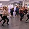 Flash Mob w Galerii Warmińskiej. FIT - Freak In Training