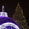 Choinka i wielka świąteczna bombka ozdobiły centrum Olsztyna!