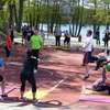 Trening przy plaży miejskiej. Olsztynianie są aktywni 