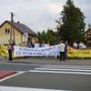 Protest przeciwko kurnikom w Uniszkach Zawadzkich 