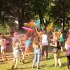 Festiwal holi - Święto kolorów na plaży w Olsztynie