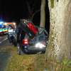 Ford uderzył w drzewo koło Fromborka