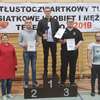 Jedli pączki i grali w siatkówkę dla szpitala