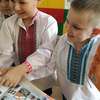 Podwójna radość najmłodszych ukraińskich uczniów z Bartoszyc
