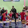 Pokazowa lekcja koszykówki w SP 11 w Elblągu z udziałem trenera i reprezentantów Polski w 3x3